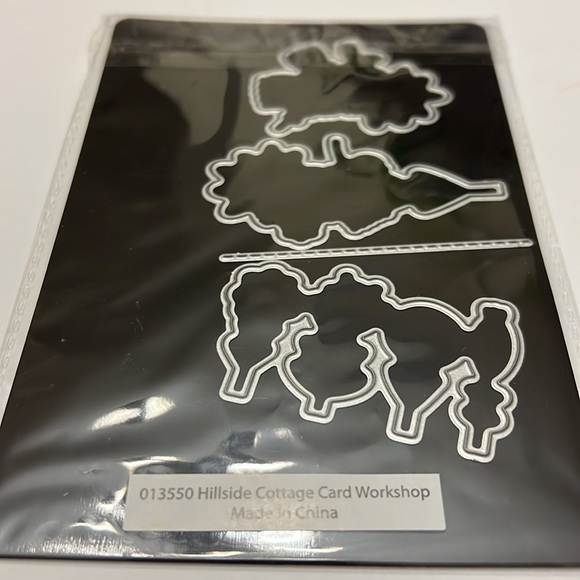 Close to My Heart Stamp & Thin Cut Set, Z3946 “Hillside Cottage” - Picture 3 of 3